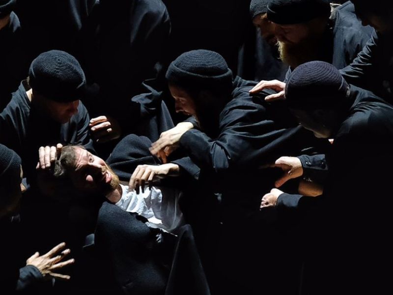Der schwarze Mönch. Serebrennikov. Thalia Theater.