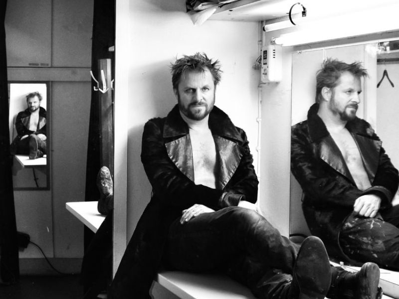 Philipp Hochmair backstage FAUST. Thalia Theater.