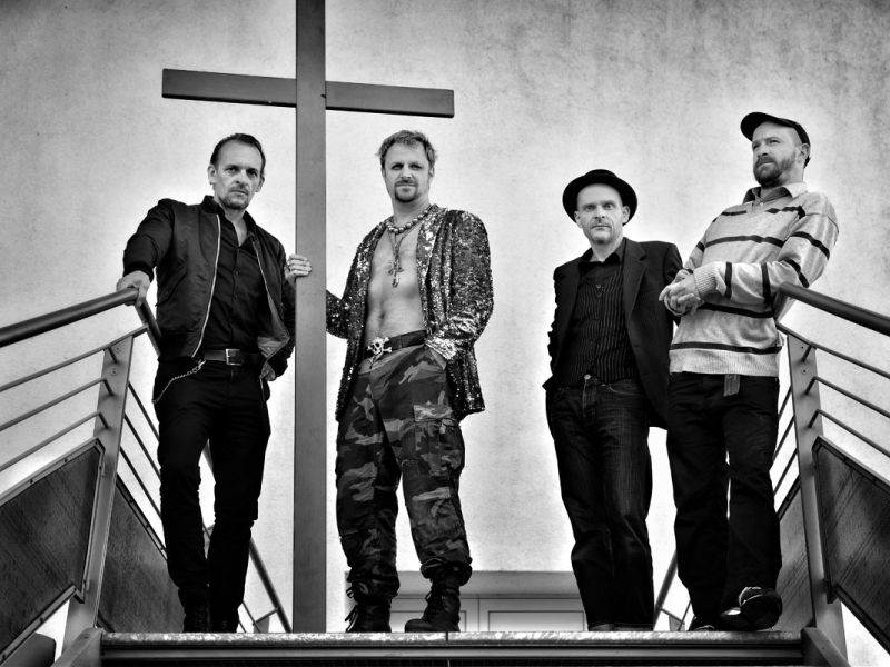 Bandfoto 2017. Jörg Schittkowski. Philipp Hochmair. Tobias Herzz Hallbauer. Alwin Weber. (v.l.)
