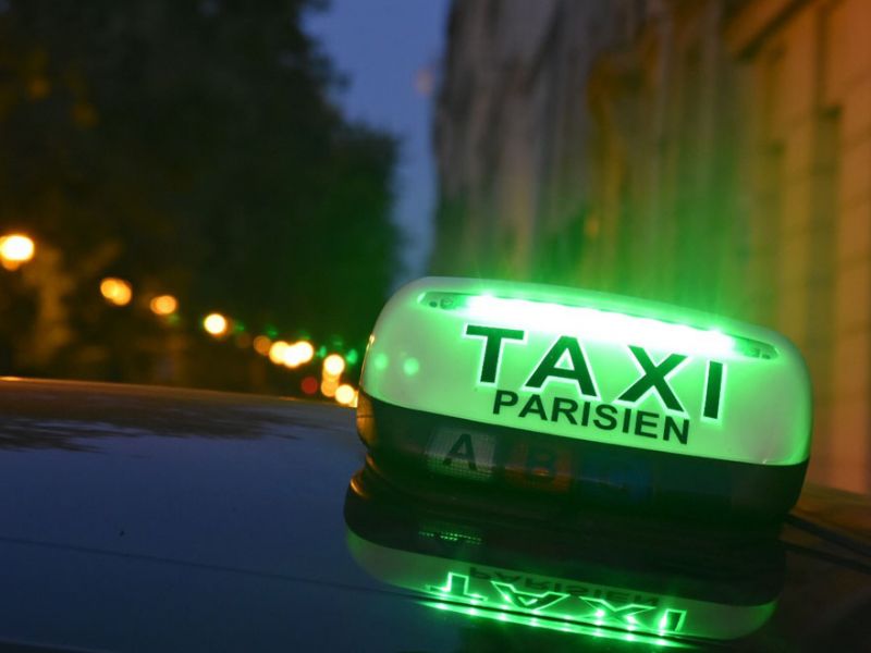 Taxi Parisien.