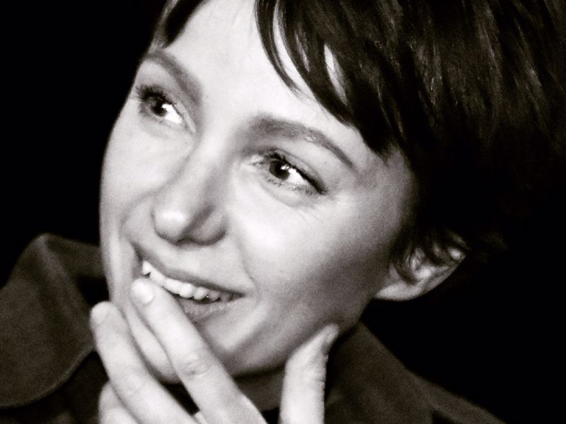 Julia Koschitz. Actress.