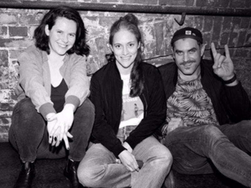 Cast und Regisseur Easy Love.