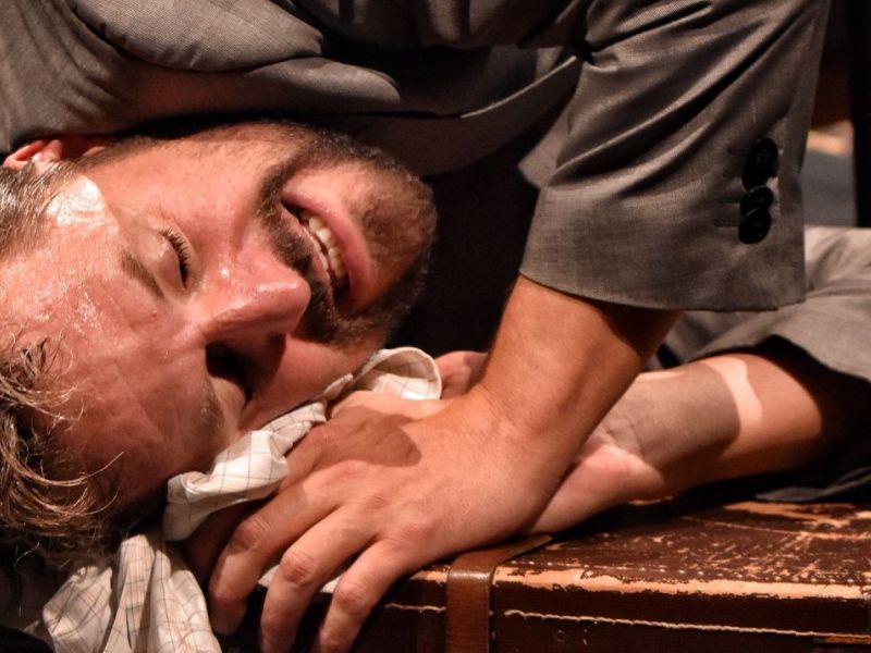Amerika. Philipp Hochmair. Thalia Theater Hamburg.