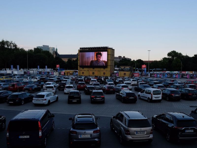 Drive-In Theater. Heiligengeistfeld.